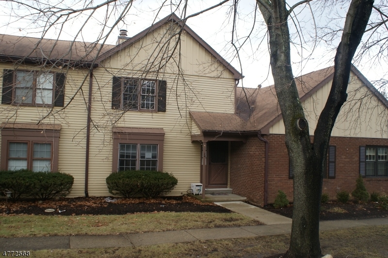 24 Oriole Dr unit 42, Hackettstown, NJ 07840 - photo 1