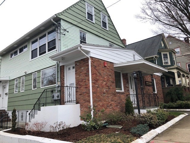 93 Forest St unit 1, Providence, RI 02906 - photo 1