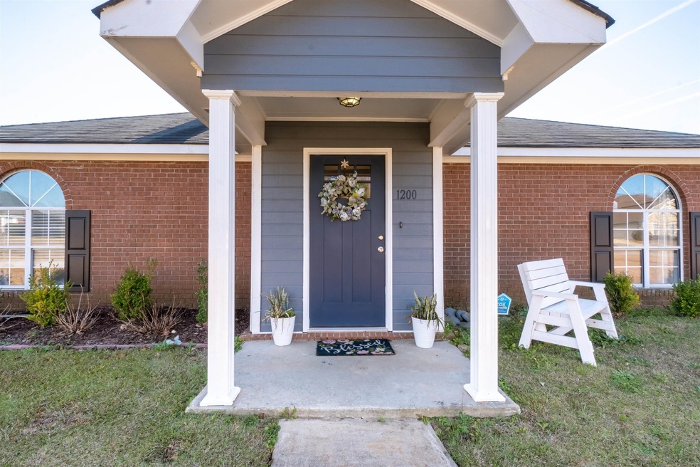 1200 Camden Ct, Warner Robins, GA 31088 - photo 1