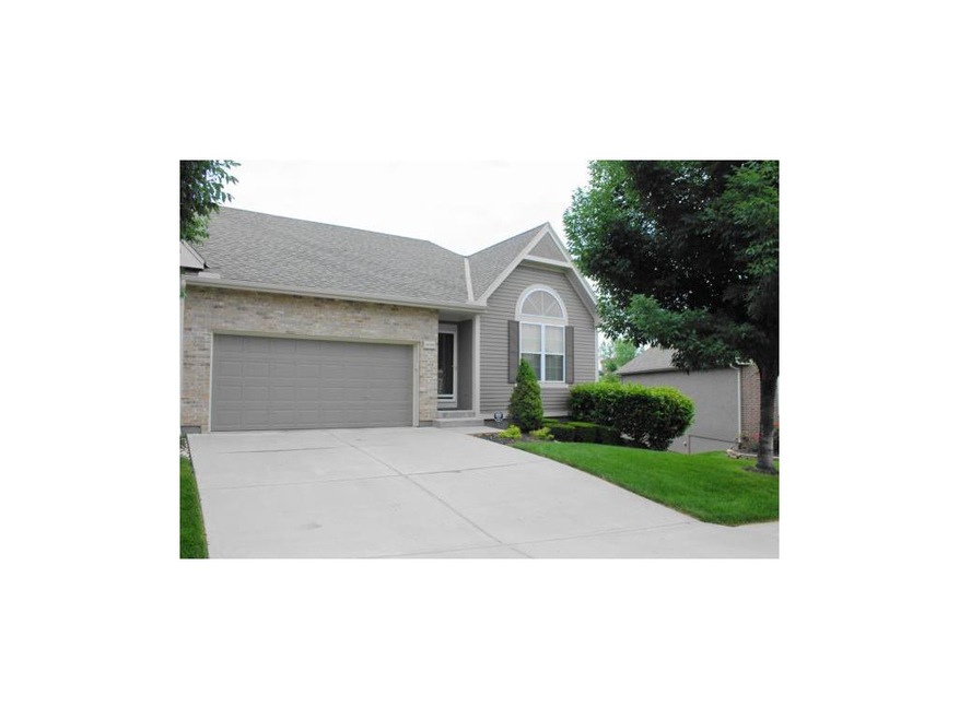 15719 W 62nd St, Shawnee, KS 66217 - photo 1