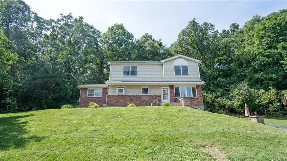 27 Russo Dr, Newburgh, NY 12550 - photo 1