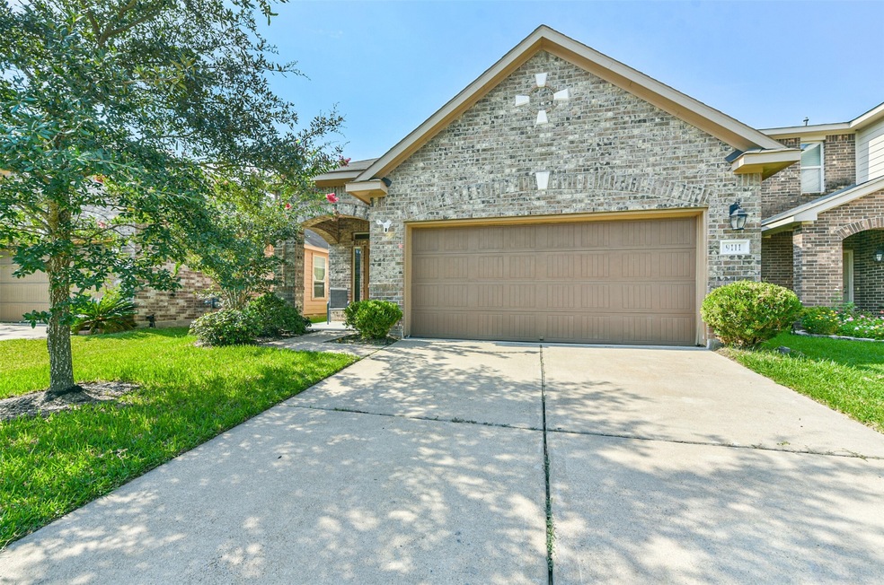 9111 Fuqua Ridge Ln, Houston, TX 77075 - photo 1