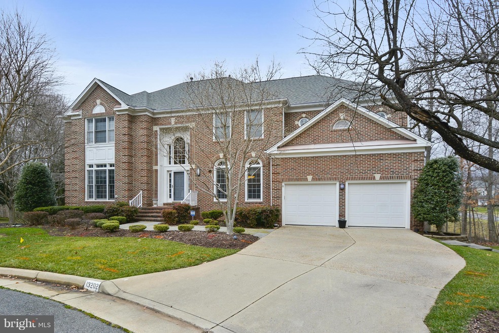 13202 Franklin View Ct, Fairfax, VA 22033 - photo 1
