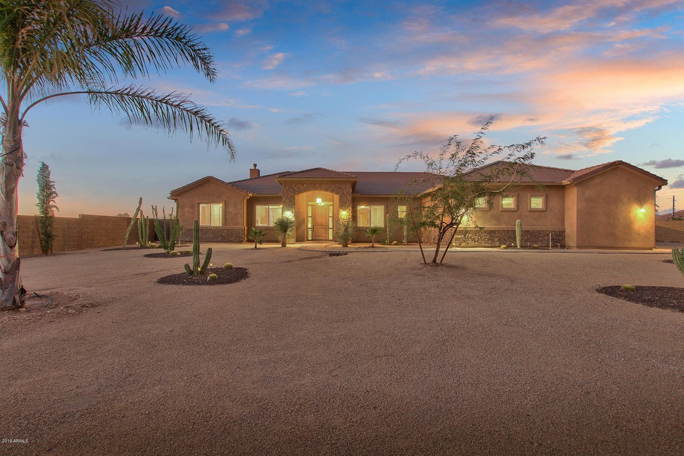 812 W Desert Ranch, Phoenix front