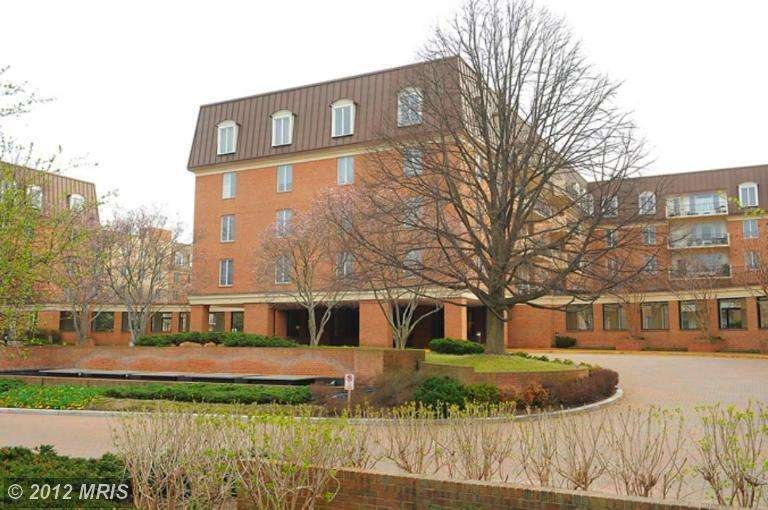 8101 Connecticut Ave unit S309, Chevy Chase, MD 20815 - photo 1