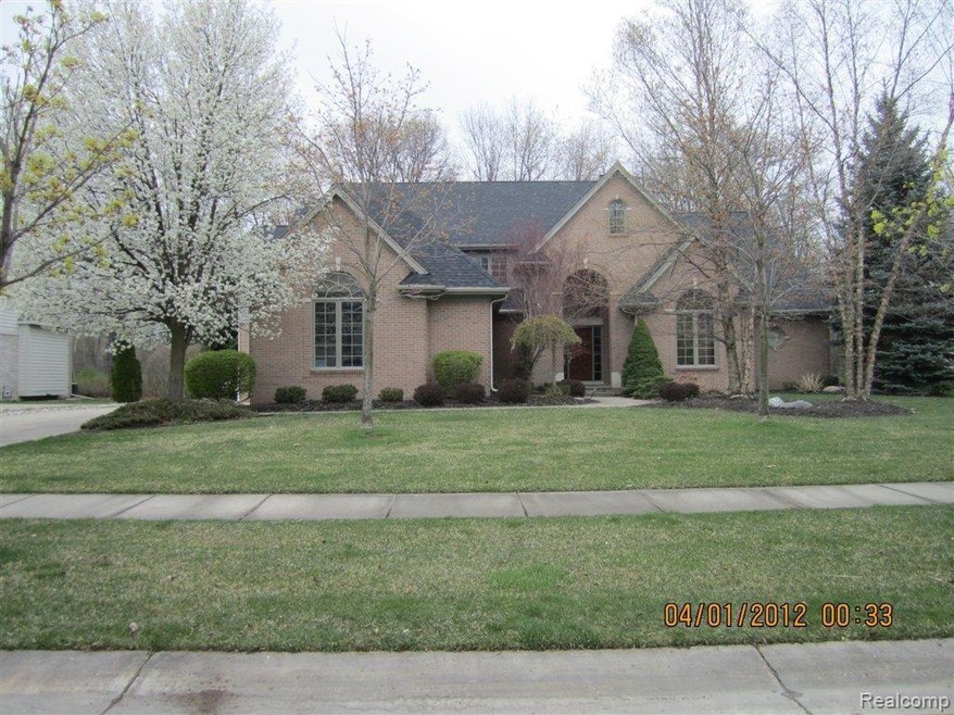 7302 Autumn Hill Dr