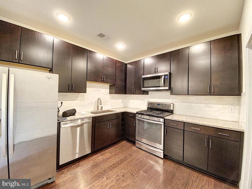 Flats At Metrowest Condominiums unit 5-303, Fairfax, VA 22031 - photo 1