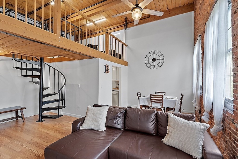 Sold $461,000 • Co-Listing Agent