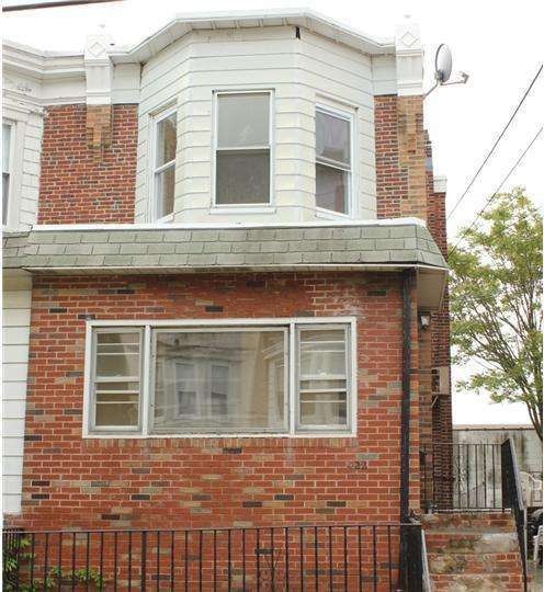 422 Pusey Ave, Darby, PA 19023 - photo 1