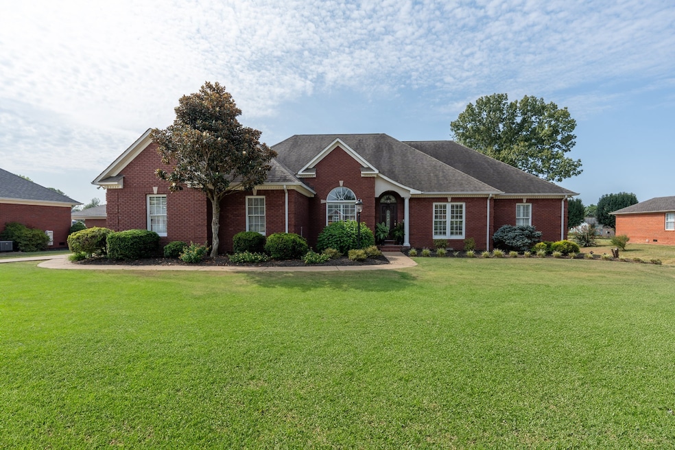 Sold $488,800