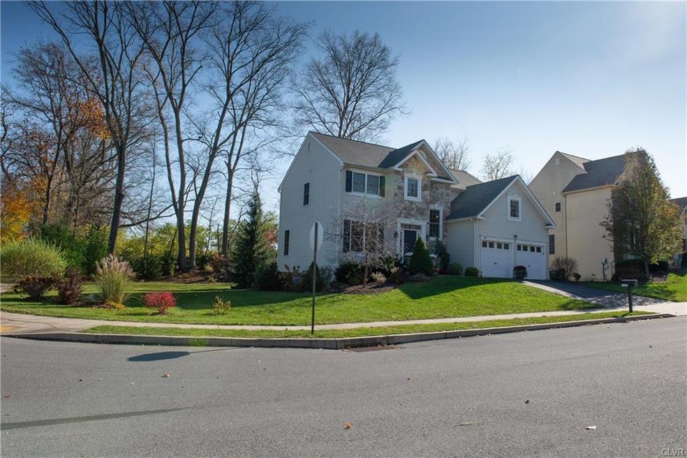 3165 Overlook Dr, Emmaus, PA 18049 - photo 1