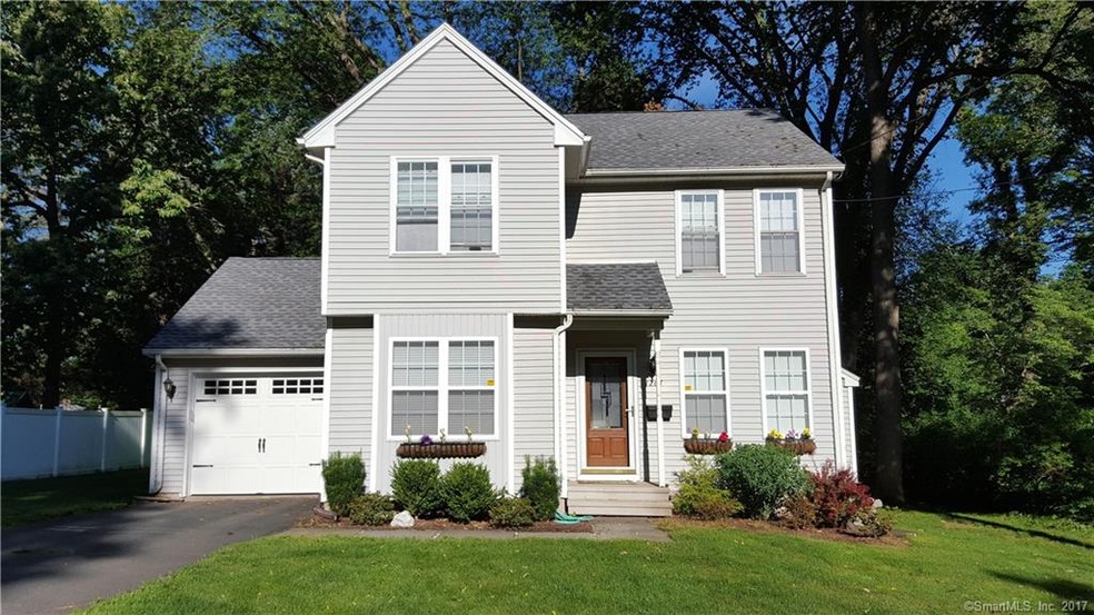 1267 N Main St, West Hartford, CT 06117 - photo 1