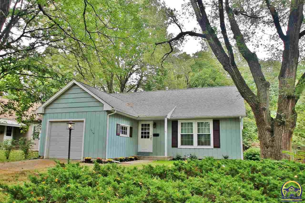 1912 SW Collins Ave, Topeka, KS 66604 - photo 1