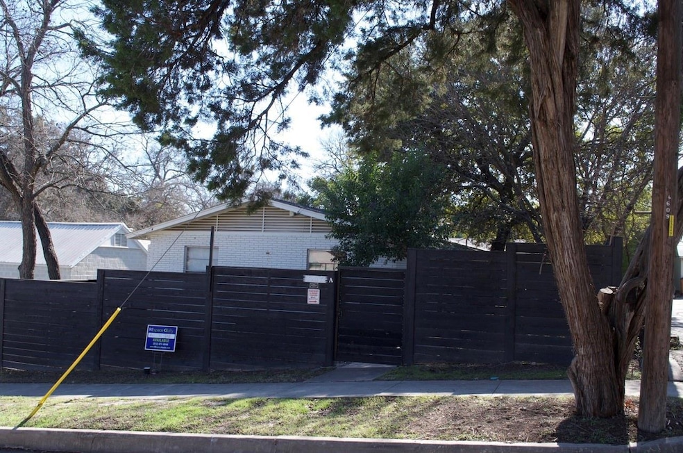 Sold • Co-Listing Agent