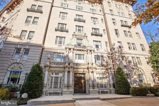 Woodward-A-Condominium unit B6, Washington, DC 20008 - photo 1