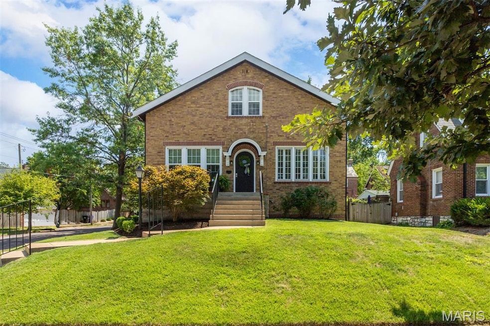 7300 Colgate Ave, Saint Louis, MO 63130 - photo 1