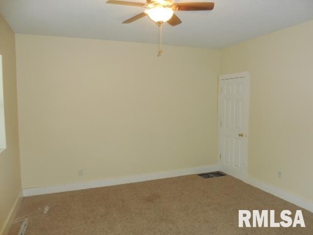 1512 W 4th St, Davenport, IA 52802 - photo 1