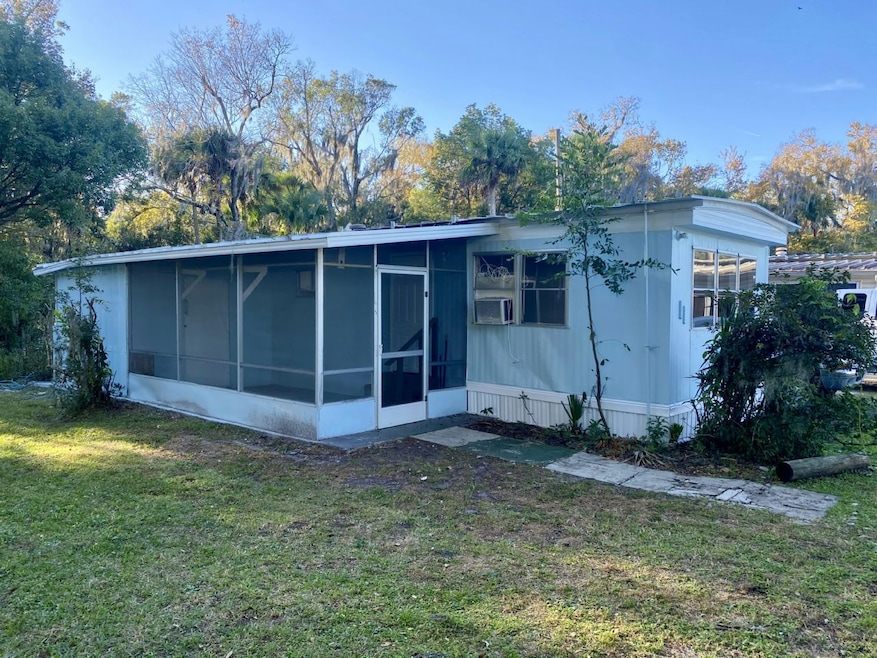 1910 Enterprise Ave unit 11, New Smyrna Beach, FL 32168 - photo 1