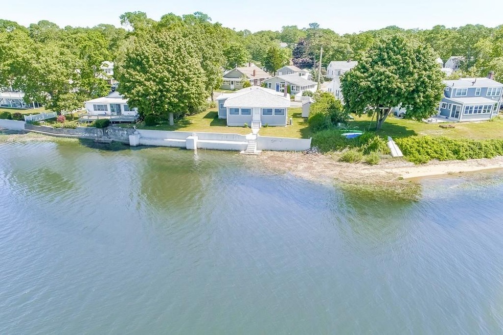 28 Circuit Ave, Wareham, MA 02571 - photo 1