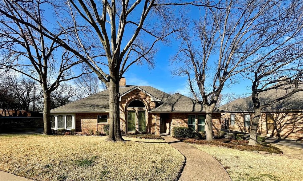 805 Mayfair Hill Ct, Bedford, TX 76021 - photo 1