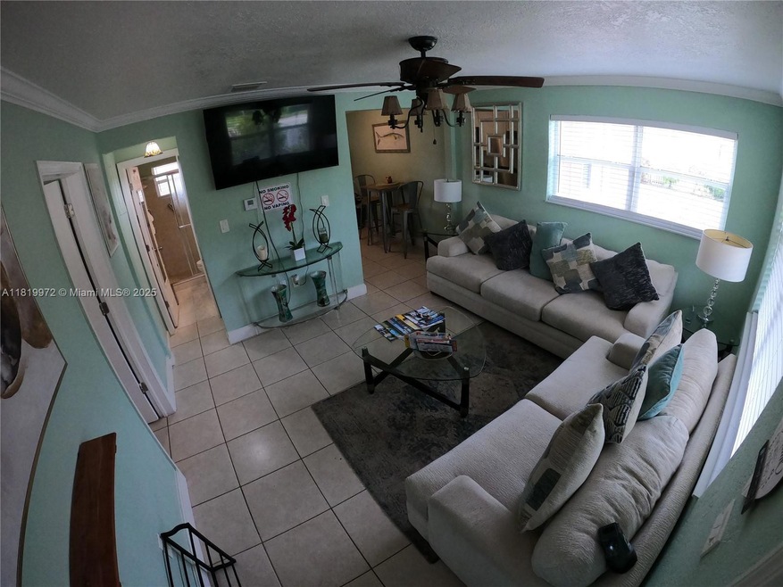 6101 Rodman St unit 2, Hollywood, FL 33023 - photo 1