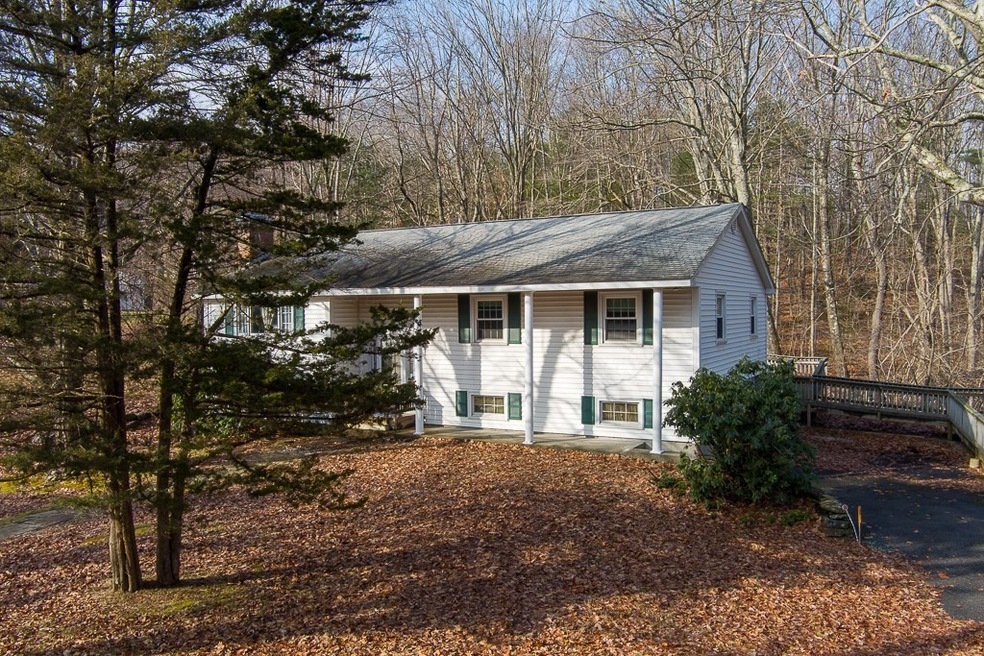 188 W Sutton Rd, Sutton, MA 01590 - photo 1