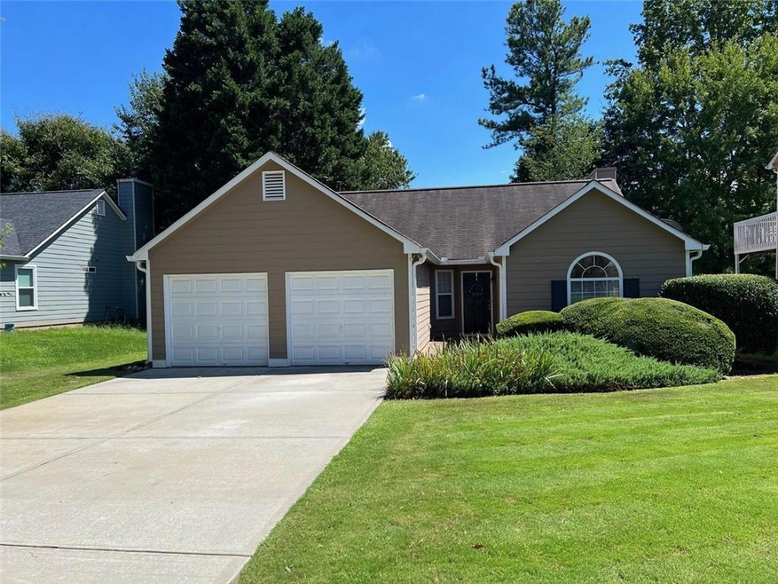 2717 Lake Park Ridge E unit 7, Acworth, GA 30101 - photo 1