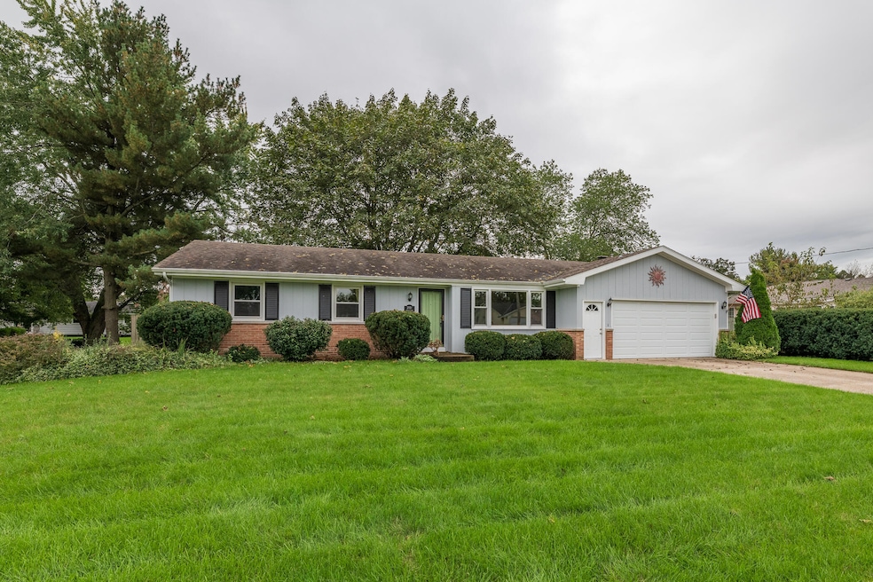 2731 Hemlock-1