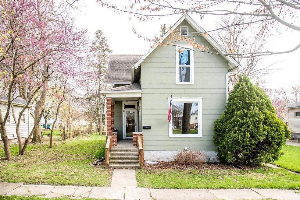 347 W 9th St, Auburn, IN 46706 - photo 1