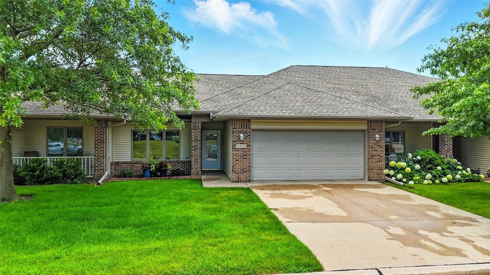 For Sale $320,000 • Co-Listing Agent