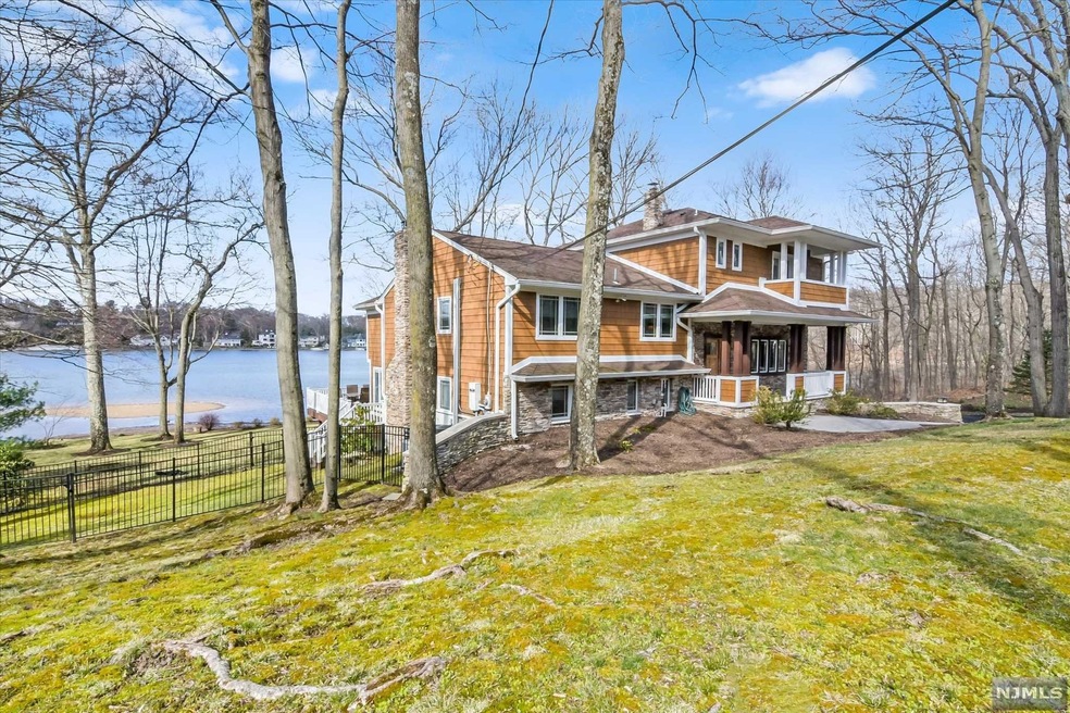 493 Indian Rd, Wayne, NJ 07470 - photo 1