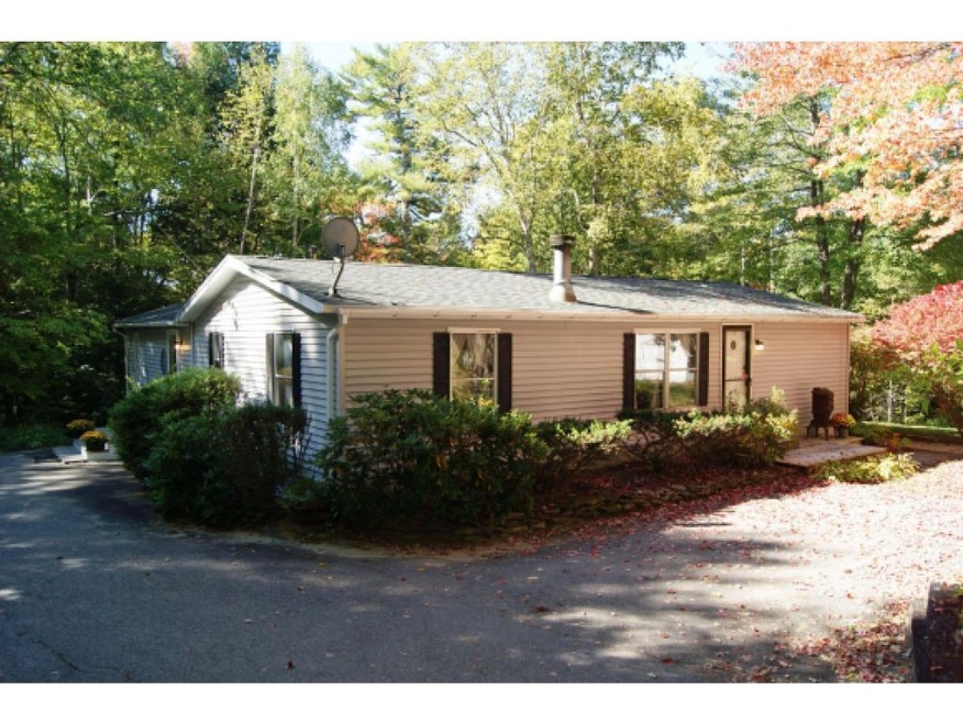 488 Royalston Rd, Fitzwilliam, NH 03447 - photo 1