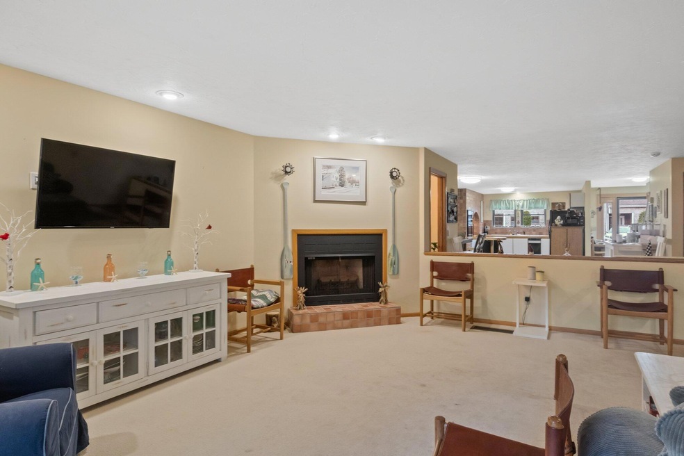 15-web-or-mls-6-riverview-ave-b