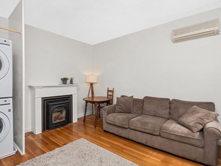 249 Bunker Hill St unit 1R, Charlestown, MA 02129 - photo 1