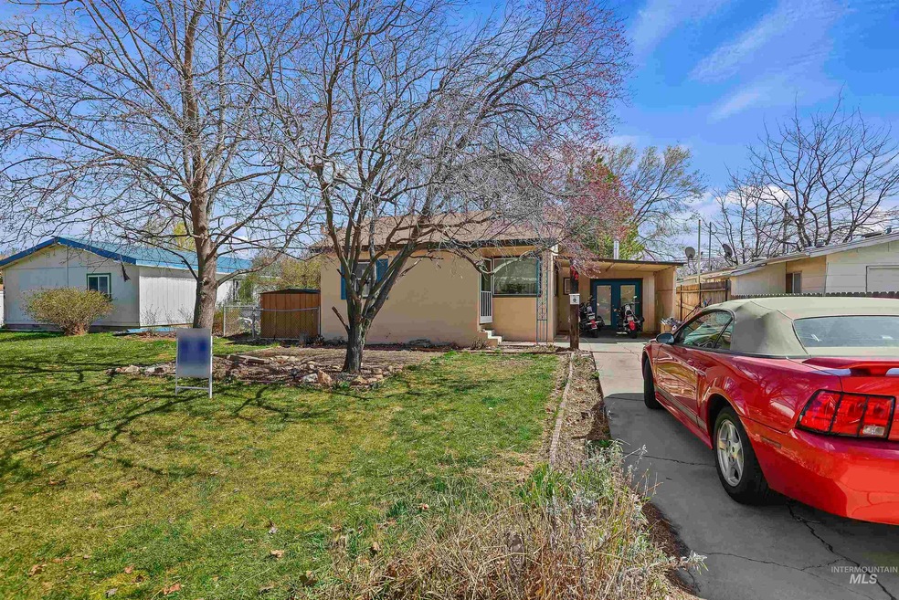 412 S Elder St, Nampa, ID 83686 - photo 1