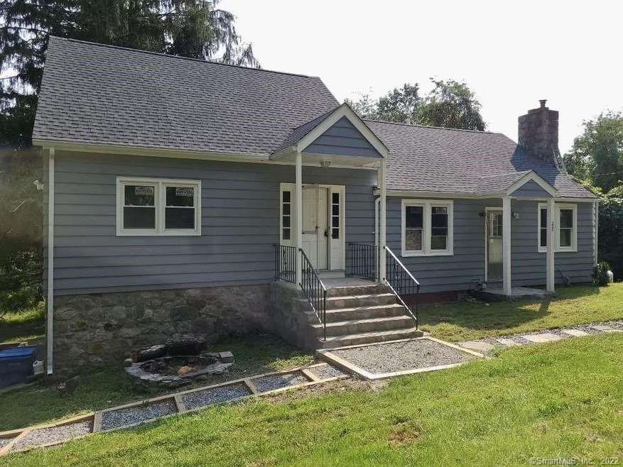 220 Webb Cir, Monroe, CT 06468 - photo 1