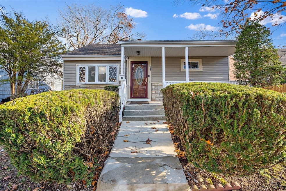 32 Violet St, Mattapan, MA 02126 - photo 1