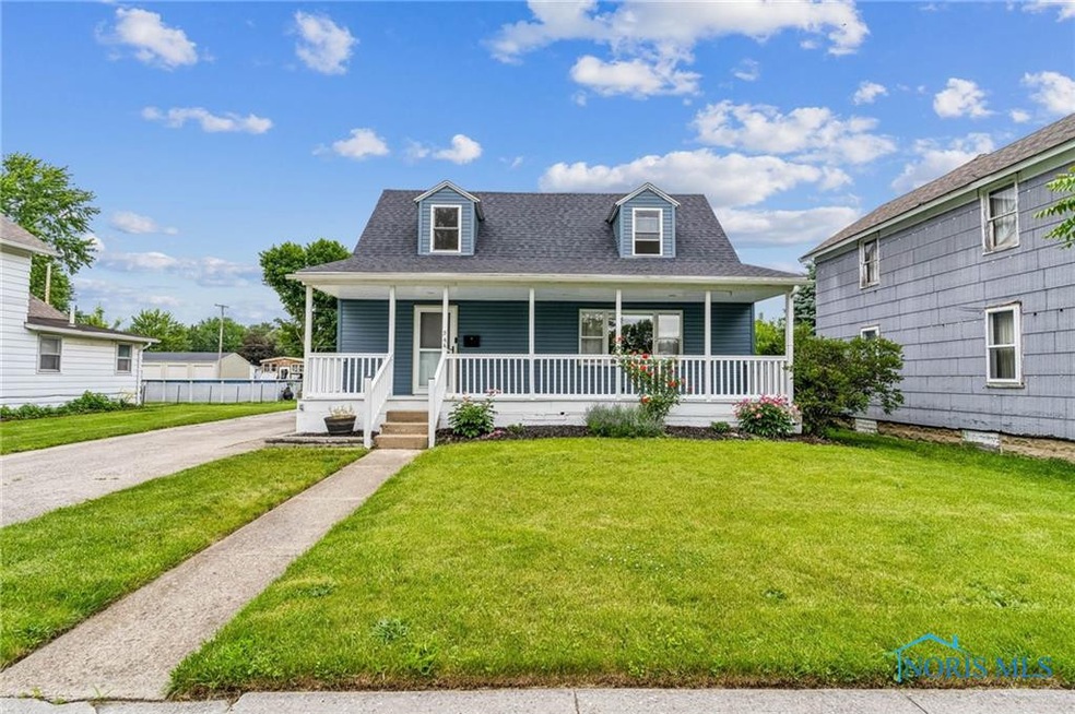 544 Hull Ave, Findlay, OH 45840 - photo 1