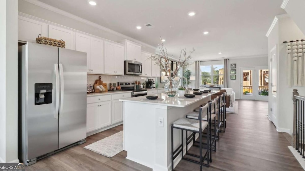 224 College Cir unit 1013, Hapeville, GA 30354 - photo 1