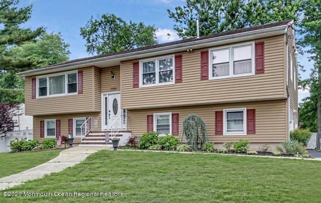 1301 ALLAIRE