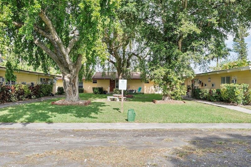 227 SE 1st St unit 7, Dania Beach, FL 33004 - photo 1