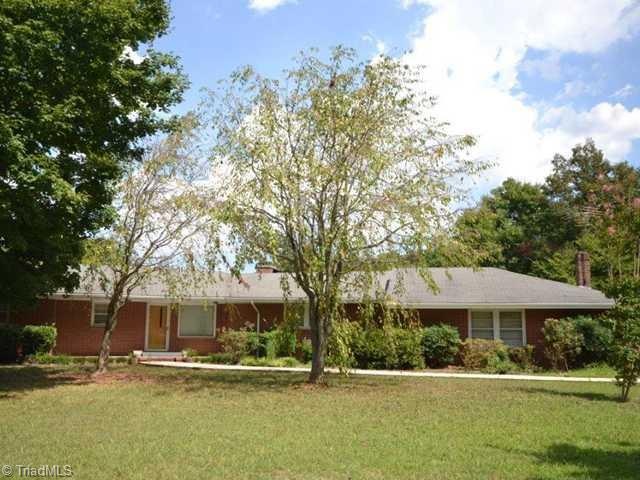 234 Northview Dr, Asheboro, NC 27203 - photo 1