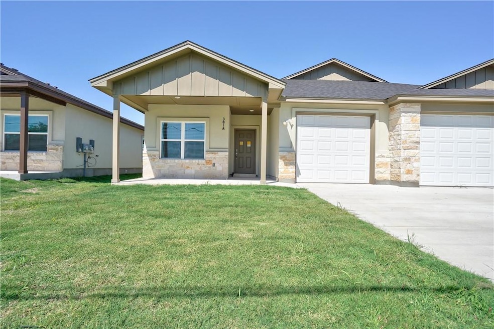 381 County Road 306 unit A, Jarrell, TX 76537 - photo 1