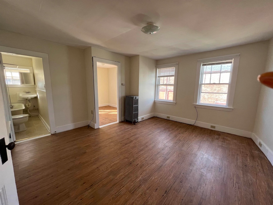 11 2nd St unit 8, Dover, NH 03820 - photo 1