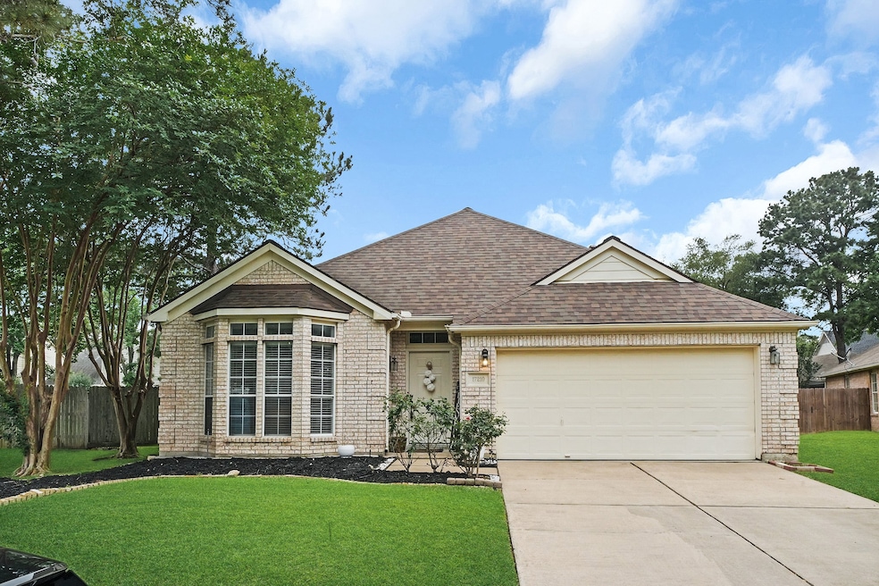17210 Canyon Stream Ct, Houston, TX 77095 - photo 1