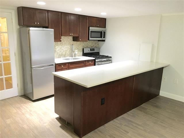 136 Sussex St unit Garden, Jersey City, NJ 07302 - photo 1