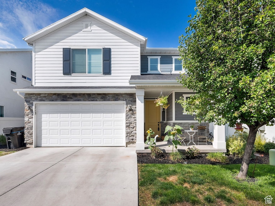 1713 W Parkview Dr, Syracuse, UT 84075 - photo 1