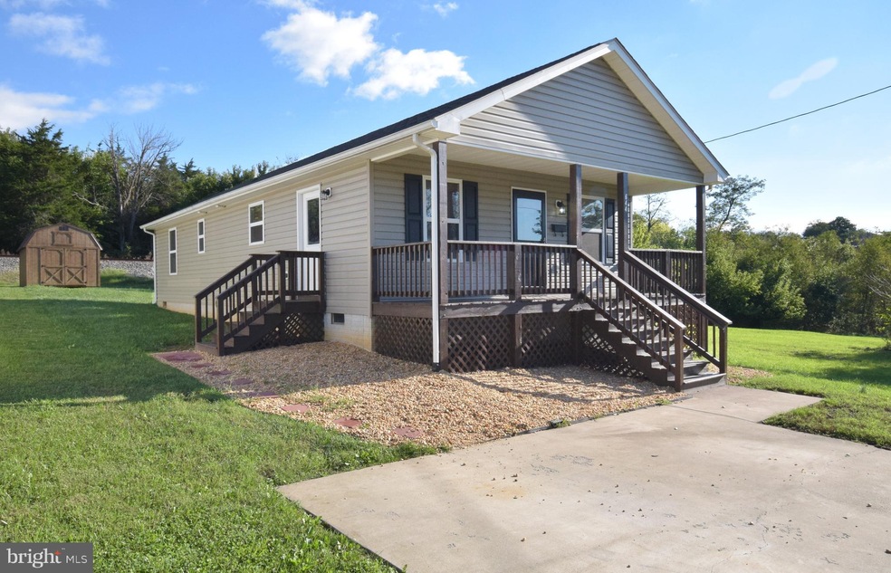 644 Jenkins Ln, Strasburg, VA 22657 - photo 1