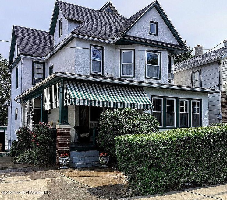 129 Shoemaker St, Dunmore, PA 18512 - photo 1