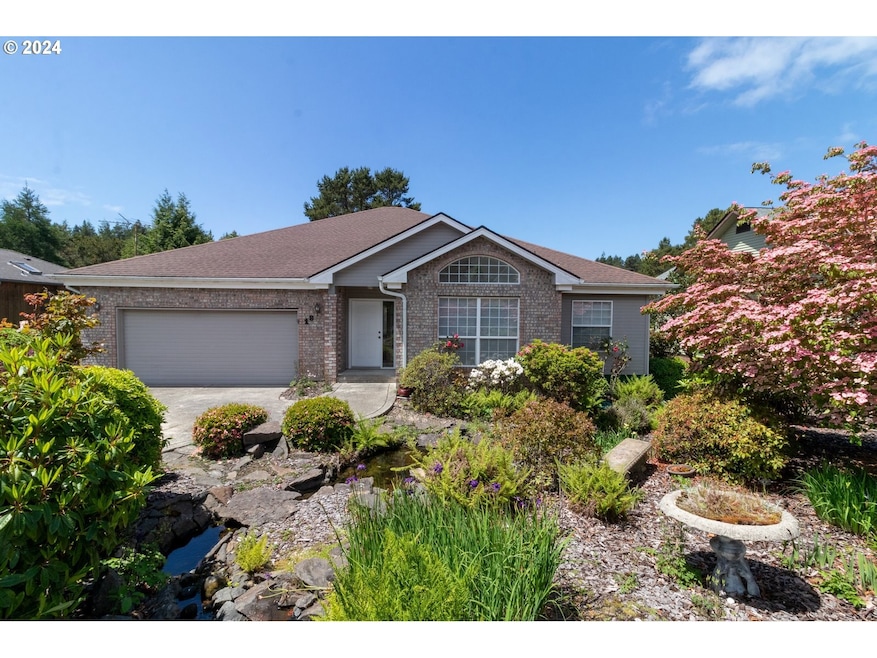 18 Onadoone Ct, Florence, OR 97439 - photo 1